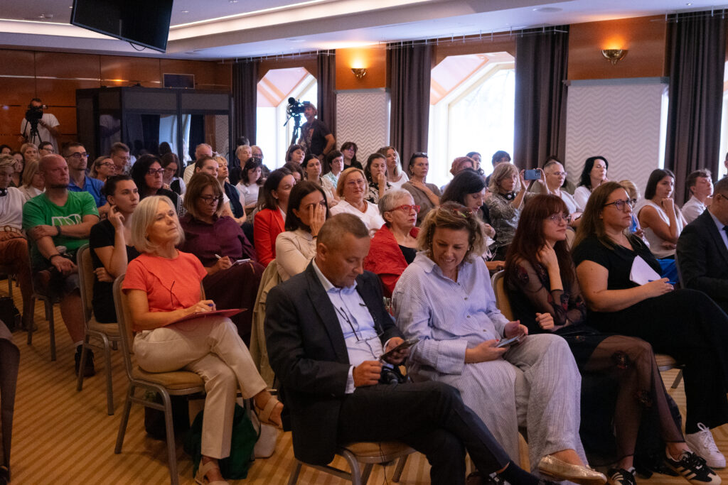Na konferenciji “Sveobuhvatna seksualna edukacija u lokalnom kontekstu” predstavljen je plan uvođenja seksualne edukacije u škole