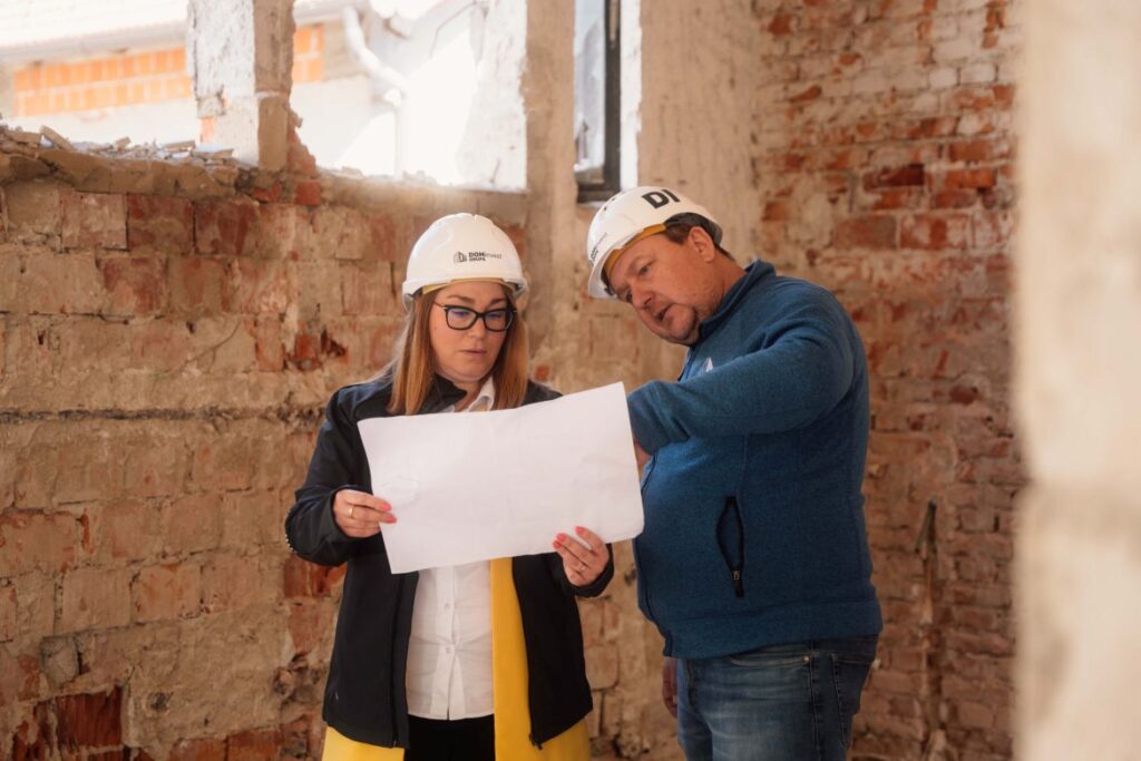 Danijela Koren s kolegom na terenu