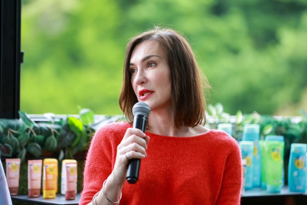 izv. prof. dr. sc. Marija Buljan, spec. dermatologije i venerologije, subspec. dermatološke onkologije